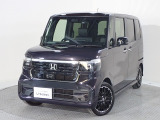 こちらの車両は当社が試乗などで使用していましたデモカーとなります。内外装ともコンディションが良く、走行距離も少なめで、きっちりメンテナンスされています。車検期間もまだたっぷり残っていますよ。