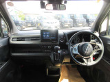 視界が良好でどなたでも運転がしやすいのでお勧めです!!