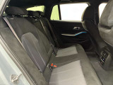 【エアバック】BMWのエアバックやその他の安全装備は、互いに補完しあう事で徹底した安全性を貫きます。万一の事故の際にそれぞれ最適な保護を提供してくれます!