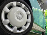弊社では、全車『修復歴なし』のお車のみ取り扱っております。専任バイヤーによる厳選した仕入れの後、入庫後の車両チェックを行い、ネクステージが認定した高品質な中古車をご提供しております。