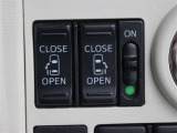 運転席から操作ができるパワースライドドアです!乗り降り便利なうれしい装備です。