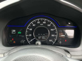 視認性の良いシンプルなメーターです。運転しやすく、取り回しの良いコンパクトカーはいかがですか?