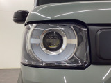 ★ LEDヘッドライト ★シャープで精悍なフロントフェイスを演出するLEDヘッドライト。機能性とデザイン性を兼ね備えた魅力的な装備です♪