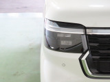 LEDヘッドライトは、点灯の瞬間から光量を発揮し、突然暗くなるトンネルなどでの安定感を高めます。