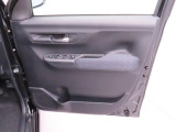 中古車は一物一価、同じようなお車でも、整備状況、外内装の状態など様々です。