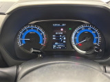 【スピードメーター】メーターがシンプルで見やすく運転しやすいですね!
