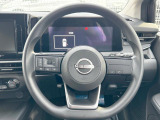 【ステアリングスイッチ】運転中、前方から目線をそらすことなく、オーディオ等の操作が可能な便利機能!安心&快適なドライブを演出してくれます♪