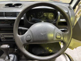 傷等も中古車なので多少ございますがその分どーーんとお買い得価格でご案内!