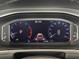 フル液晶メーター&ldquo;Digital Cockpit Pro&rdquo;。お好みで燃費計やオーディオ情報などを切り替えて表示することが可能です。