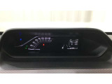 見やすいシンプルなデザインとなっているメーターです!