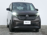 LEDヘッドライトです。ハイビームアシスト・ヘッドランプをハイビームにして走行中、前方の対向車や先行車がいたり、明るい場所を走行すると自動でロービームになります。