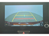 バックガイドモニターで、後方を確認しながら安心して駐車することができます。運転初心者も熟練者も必須の機能ですよ!