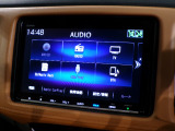 CD、DVD、Bluetooth、AM、FM、AUX、スマートフォン接続ができます。