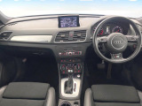 Q3 2.0 TFSI クワトロ 180PS Sラインパッケージ 4WD 