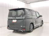 走りにこだわりながら収納力も持ち合わせたお車です。荷物を載せて軽快なドライブを楽しめますよ♪