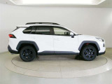 RAV4 2.0 アドベンチャー オフロードパッケージ 4WD 