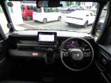 運転席からの視界が良好で運転しやすく安心です。