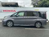車輌左横になります!ホンダ車のことでしたらぜひ当店へご相談ください!在庫確認や見積のご依頼はいつでも大歓迎です!専任のスタッフがしっかりサポートさせていただきます!