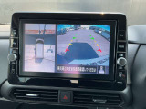 駐車時の強い味方アラウンドビューモニター付。空から見下ろす視点で全方位死角なし!
