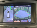【アラウンドビューモニター】専用のカメラにより、上から見下ろしたような視点で360度クルマの周囲を確認することができます☆死角部分も確認しやすく、狭い場所での切り返しや駐車もスムーズに行えます。
