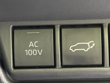 【パワーバックドア】スマートキーや運転席のボタンを押すだけでリアゲートが自動で開閉します!荷物を持っている時や、高い位置にあるバックドアを閉める際に便利な機能です♪