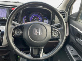 【ステアリングスイッチ】運転中、前方から目線をそらすことなく、オーディオ等の操作が可能な便利機能!安心&快適なドライブを演出してくれます♪