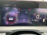 視認性の高いメーターで運転情報を的確に把握できます!