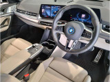 ☆センターパネルを運転席側に僅かに傾けたBMW独特のインパネ☆【駆け抜ける歓び】はここからもスタートしております☆