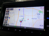 ナビゲーション装備。多彩な機能で快適ドライブをアシスト。オーディオ機能も充実していますね。