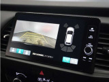 ◆リアワイドカメラシステム◆3種類の表示で後方確認をサポート♪セレクトレバーを「R」の位置に入れるとカメラ画像に切り替え。ノーマルビューでは従来のリアカメラと同様の標準的なビューで表示します!