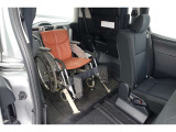 車いすは、参考の為に載せています。車両には付いていませんので、ご了承ください。