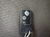 キー操作の手間が少なく、乗車から発進までの流れがスムーズ。毎日の運転がより快適になります