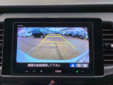後方確認はバックカメラにお任せ♪後退時に便利で、駐車が楽になります♪