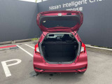 大きく開くリヤハッチ,荷物スペースも確保できます