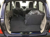 シートアレンジが多彩で、荷物の大小に応じてスペースを変えられる便利なお車です!