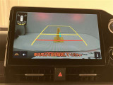 いまや必須装備「ナビゲーション」搭載!知らない場所にスイスイッとドライブ。もう、これなしではハンドルを握れませんね!でも運転中の操作は危険ですのでご注意ですね☆