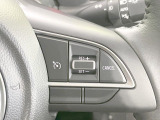 【クルーズコントロール】高速道路もラクラク走行。アクセルを離しても一定速度で走行ができ、長距離運転時の負担を軽減!加速・減速も簡単なスイッチ操作で調整できます。