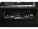 ETC機能に加え、渋滞回避支援や安全運転支援のサービスが受けられるETC2.0を装備!