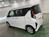 片側電動スライドドアです。