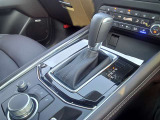 6速オートマ!ダイレクト感のあるそれは、主流のCVTとは違い、変速ショックがあってより運転する楽しみがあります