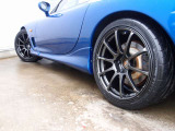 人気のRX-7タイプRSの入庫!修復歴の無いモデルをベースにカスタムを施し、HKS車高調、ADVAN製RS18AW、Rマジックマフラー、HKSブローオフなどの高額パーツにHDD地デジナビも装備