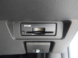 ETC2.0付きで高速道路の乗り降りもスマートに♪渋滞情報などを取得するので便利です。