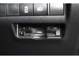 ETC機能に加え、渋滞回避支援や安全運転支援のサービスが受けられるETC2.0を装備!
