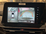 全方位カメラを装備!四方のカメラでまるで上から見たような画像で駐車をサポートします。バックカメラもガイドライン付です。安全のため、目視も忘れずに。。