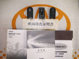 スマートキー&エンジンスターター付。取扱説明書とメンテナンスノートもあります☆品質評価シート付いてます!トヨタ認定中古車ライト!!