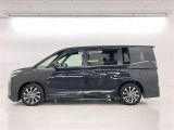 荷物をたっぷり載せて広々ドライビング♪夏でも冬でも、アウトドアやショッピングを思い切り楽しみましょう!