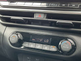 一年中快適に過ごせるフルオートエアコンです。