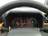 中古車は一物一価、同じようなお車でも、整備状況、外内装の状態など様々です。
