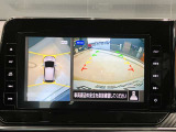 前後左右4つのカメラで、上から見たような映像をお届け、駐車時も安心、アラウンドビューモニター付(肉眼では確認し辛い左前の映像に切り替えることも可能です)。