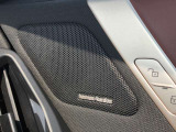 ハーマンカードンのカースピーカーは良質な音を届けると同時に、その先にある車内空間における上質な&ldquo;音楽体験&rdquo;も提供している。